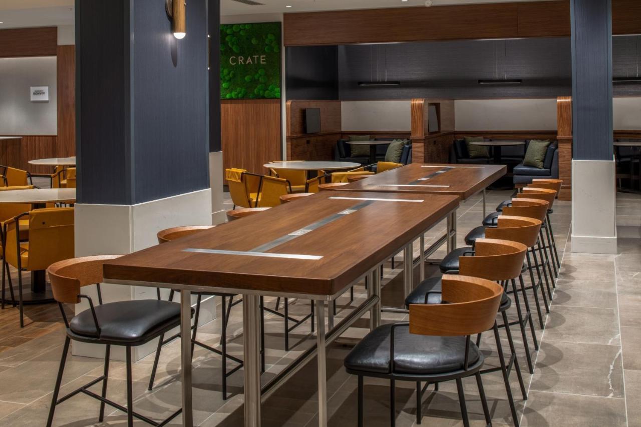 Courtyard By Marriott Olympia Hotel Kültér fotó
