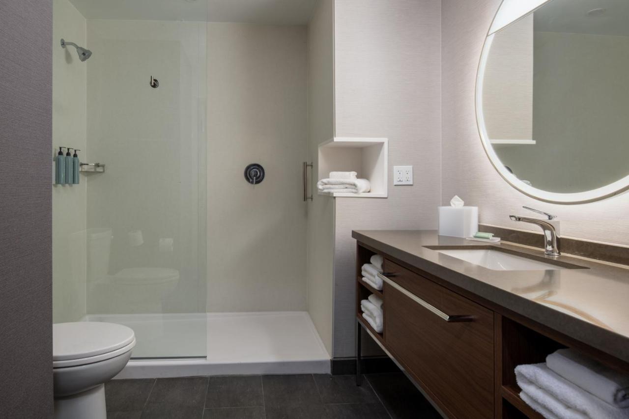 Courtyard By Marriott Olympia Hotel Kültér fotó